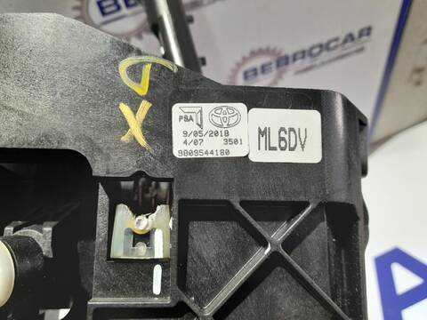 Foto 3ª: Palanca de Cambio Peugeot Expert 1.6 BLUE-HDI FAP 116CV [D/ BH01] (2016)