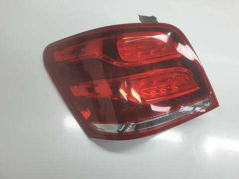 Foto 2ª: Piloto Trasero Izquierdo Mercedes Clase G 230 GLK 220 CDI 4-MATIC BE 204.984) 113CV 83KW (2010)