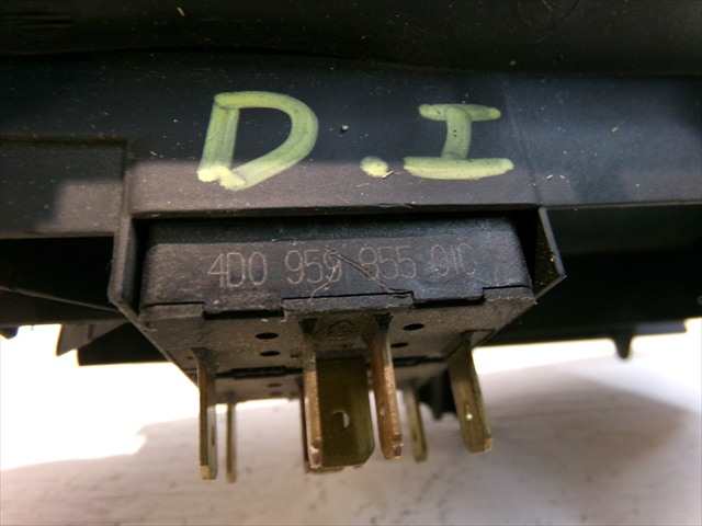 Foto 4ª: Botonera Elevalunas Audi A4 1.8 G 1994-2000 [ADR] (1997)