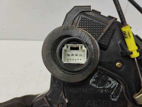 Foto 3ª: Cerradura Puerta Delantera Izquierda Toyota Corolla 2.0 TD CAT 116CV 85KW [D 1CD-FTV] (2005)
