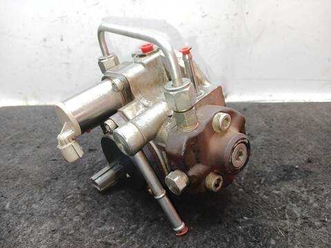 Foto 3ª: Bomba Inyeccion Toyota Avensis 2.0 D-4D ADT270_) 126CV 93KW [1AD-FTV] (2009)