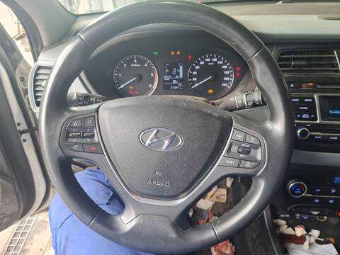 Volante Hyundai i20 ESSENCE 75CV 55KW