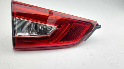 Foto 3ª: Piloto Portón Izquierdo Nissan Qashqai ACENTA 110CV 81KW (2016)