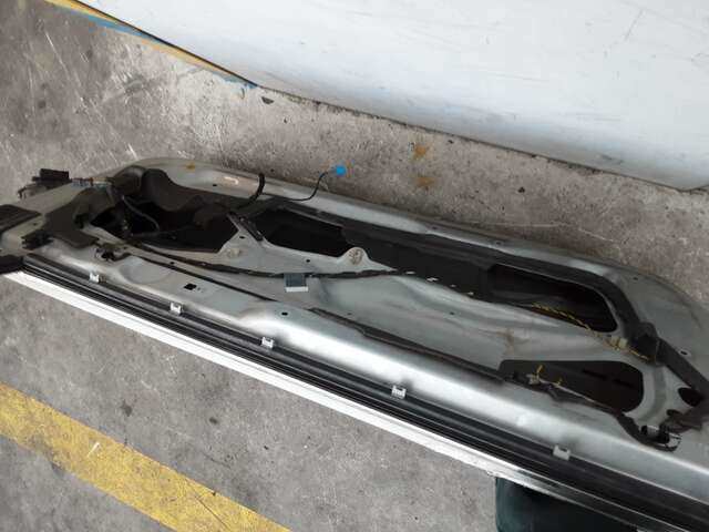 Foto 3ª: Puerta Delantera Izquierda Bmw Serie 3 315 3.0 DI204CV COUPE 0CV [306D2] (2004)