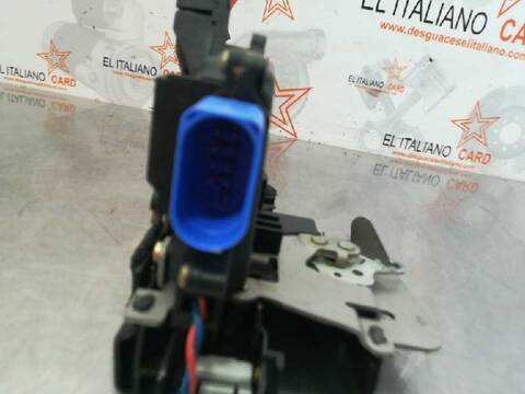 Foto 3ª: Cerradura Puerta Delantera Izquierda Audi A8 4.0 TDI QUATTRO 275CV 202KW [ASE] (2003)