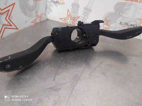 Mando Multifuncion Volkswagen Polo 1.4 TDI 70CV 51KW