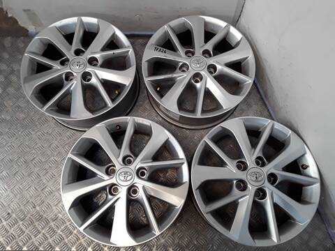 Juego LLantas Toyota Auris 1.4 D-4D NDE180_) 90CV 66KW