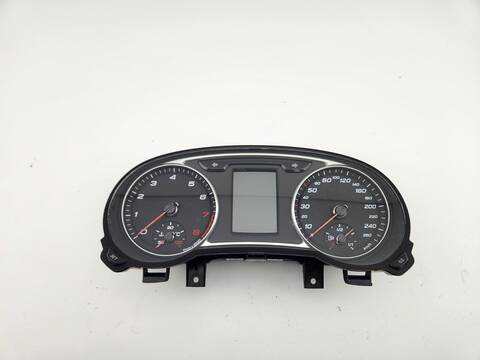 Cuadro de Instrumentos Audi A1 AMBITION 185CV 136KW