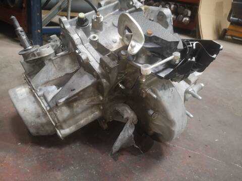 Foto 2ª: Caja Cambios Citroen C4 1.2 G 130CV 96KW PICASSO 5FW (2011)