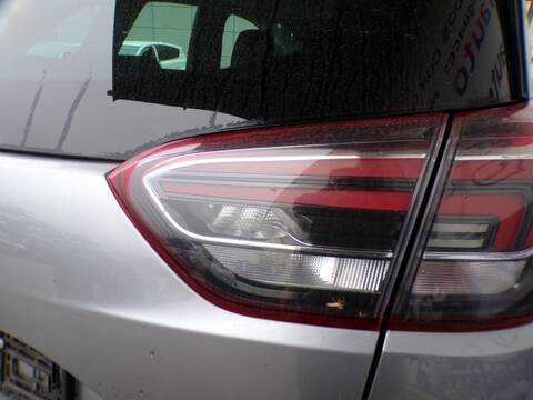 Piloto Portón Derecho Opel Crossland HN05