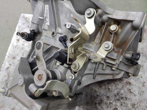 Foto 3ª: Caja Cambios Suzuki Vitara 1.6 GL 4X2 (2015)
