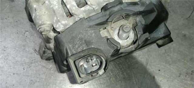 Foto 3ª: Alternador Ford C Max 2.0 TDCI (CB7)(2010 _) [T7DA]