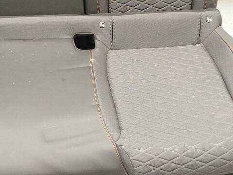 Foto 3ª: Asientos Traseros Seat Leon 1.5 ETSI 150CV 110KW [DFYA] (2024)