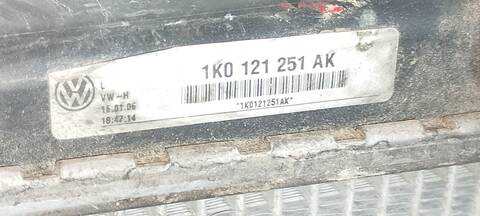 Foto 4ª: Radiador Motor Audi A3 1.9 TDI AMBIENTE 105CV 77KW (2003)