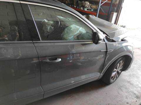 Puerta Delantera Derecha Volkswagen T-Roc DLAA