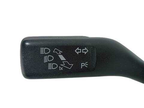 Foto 3ª: Mando Multifuncion Volkswagen Caddy 1.6 TDI 102CV (2010)