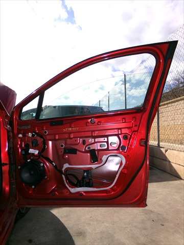 Foto 2ª: Puerta Delantera Derecha Renault Clio 1.0 G 2023-2026 [H4DF4] (2024)