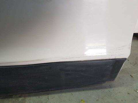 Foto 2ª: Puerta Trasera Derecha Hyundai ix35 STYLE 2WD 116CV 85KW [D4FD] (2015)