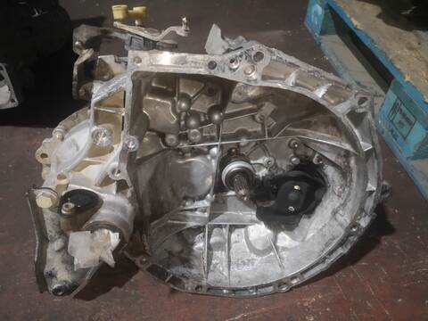 Foto 3ª: Caja Cambios Citroen C3 8HZ (2006)