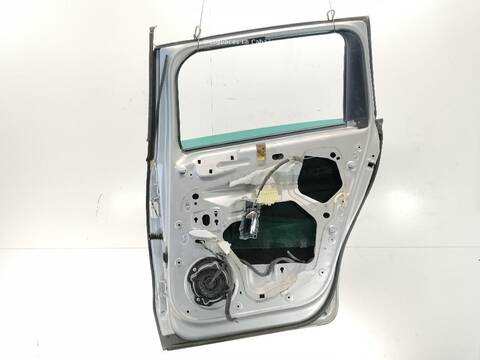 Foto 3ª: Puerta Trasera Derecha Peugeot 5008 1.6 HDI [9HZ (DV6TED4)] (2009)