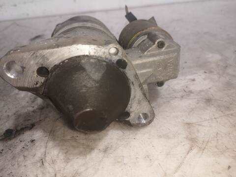 Foto 2ª: Motor de Arranque Renault Clio D7F720 (2002)