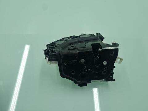 Foto 2ª: Cerradura Puerta Trasera Izquierda Audi A5 265CV [DMTA] (2021)