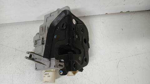 Foto 3ª: Cerradura Puerta Trasera Izquierda Audi A3 2.0 TDI 140CV 103KW [BKD] (2008)