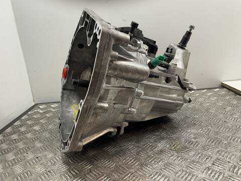 Foto 3ª: Caja Cambios Nissan Qashqai HR13 (2018)