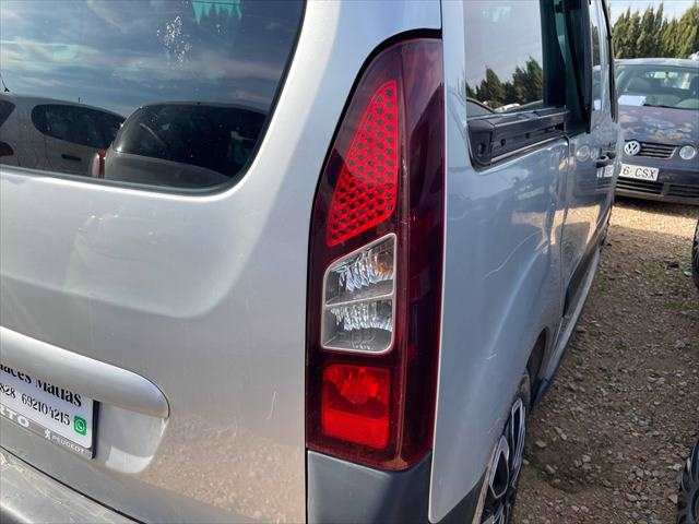 Foto 3ª: Piloto Trasero Derecho Peugeot Partner 1.6 HDI 120cv [BH01] (2016)