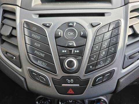 Sistema Audio Radio CD Ford Fiesta XUJB