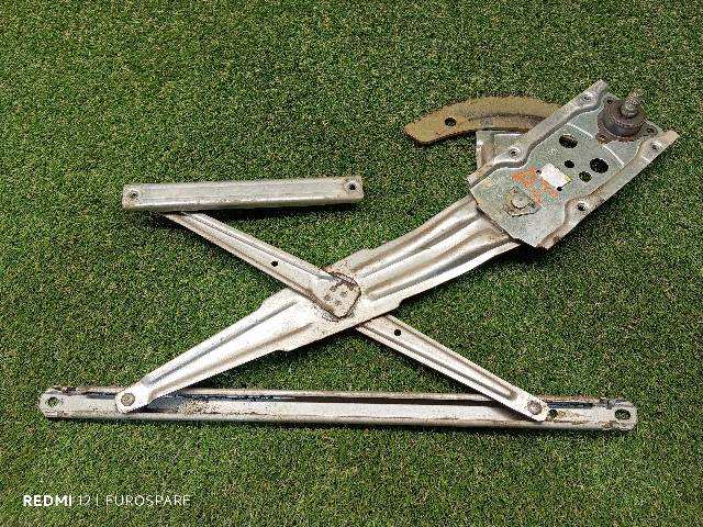 Elevalunas Manual Delantero Izquierdo Mitsubishi L200 2.5 D 4P CAJA ABIERTA