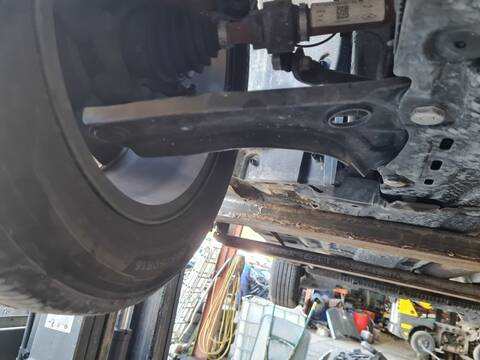 Brazo Suspension Delantero Derecho Dacia Sandero STEPWAY ESSENTIAL 91CV 67KW