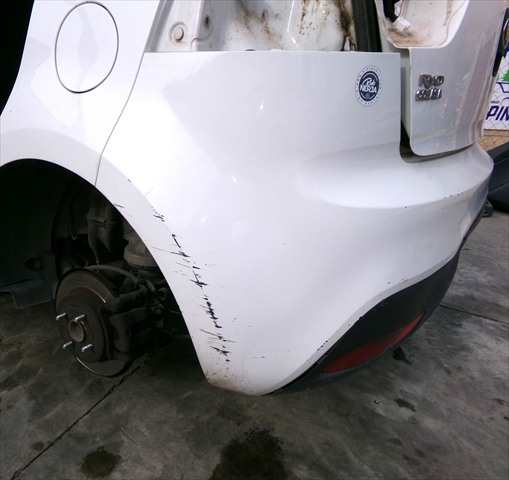 Foto 3ª: Paragolpes Trasero Kia Rio 1.2 G 2011-2014 [G4LA] (2012)