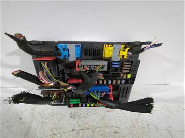 Foto 2ª: Caja Reles Fusibles Citroen Jumpy 1.5 BLUEHDI 100 102CV [YHR (DV5RUCD)] (2016)