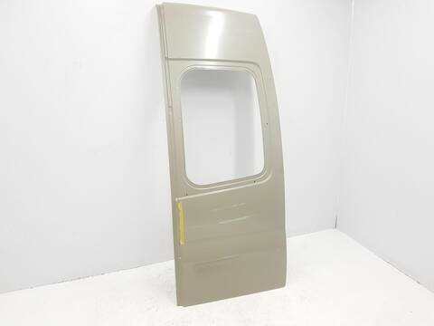 Foto 2ª: Puerta Trasera Derecha Renault Trafic PASSENGER L2H1 29T 8 PLAZAS) LARGO (2015)