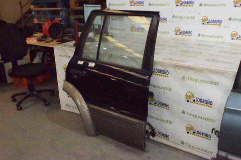 Foto 2ª: Puerta Trasera Derecha Nissan Patrol COMFORT (2000)