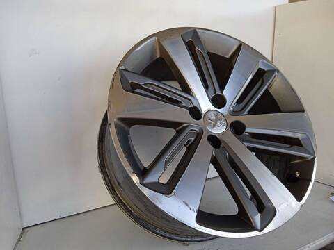 Foto 3ª: LLanta Aleacion Peugeot 3008 88CV 88KW [BH01] (2015)