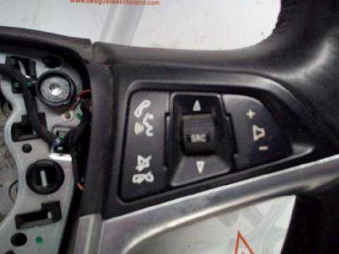 Foto 2ª: Volante Opel Insignia COSMO BERLINA 131CV 96KW [A20DTH] (2010)