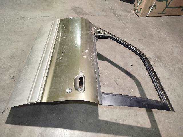 Foto 2ª: Puerta Delantera Izquierda Nissan Patrol 2.8 TD Y61 TD6 [RD28ETI] (1999)