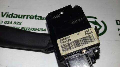 Foto 3ª: Mando Luces Land Rover Freelander 2.0 TD4 CAT 112CV 82KW [204D3] (2001)