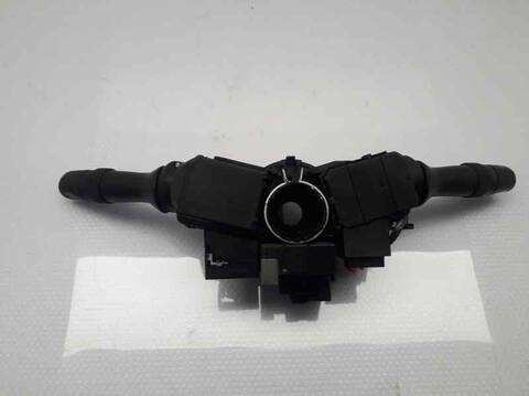 Foto 2ª: Mando Luces Toyota Auris 2.0 D-4D CAT 126CV 93KW (2007)