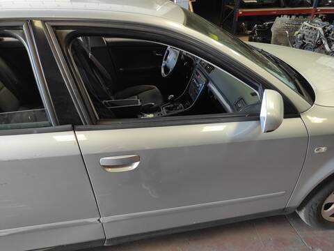 Puerta Delantera Derecha Audi A4 AWX BERLINA