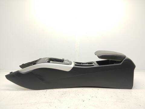 Consola Central Audi A5 3.0 V6 24V TDI COUPE 245CV 180KW