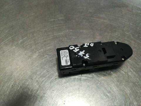 Foto 2ª: Botonera Elevalunas Bmw Serie 5 518 530D BERLINA 218CV 160KW [306D2] (2005)