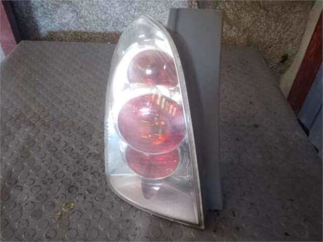 Piloto Trasero Izquierdo Toyota Corolla 2.2 D-4D SPORT [2.2 LTR. - 130 KW D-CAT]
