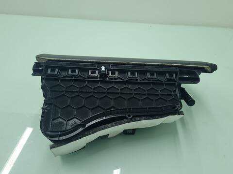 Foto 2ª: Guantera Bmw Serie 3 315 316D 116CV 85KW [N47D20C] (2013)