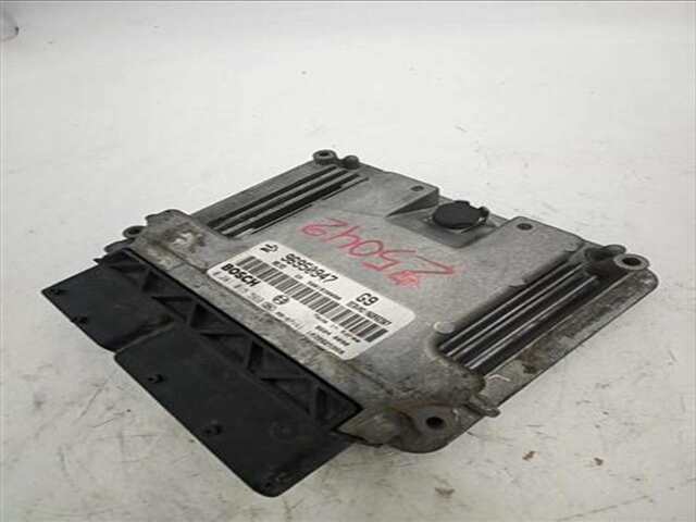 Foto 3ª: Centralita Motor ECU Chevrolet Captiva 2.0 VCDI LT [2.0 LTR. - 110 KW DIESEL CAT] [Z20S]