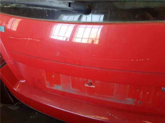 Foto 2ª: Portón Fiat Stilo 1.6 16V (192_XB1A) [182 B6.000]