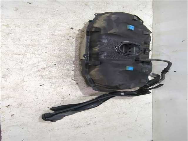 Foto 2ª: Deposito de Combustible Kia Stonic 1.0 T-GDI 101CV [G3LC G3LE] (2017)