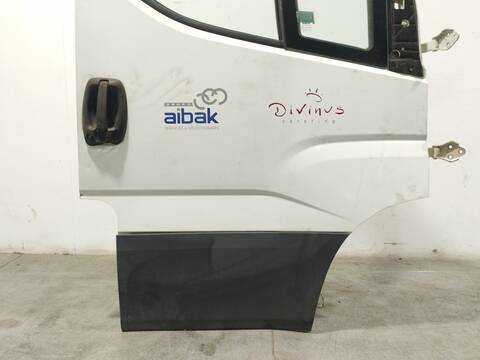 Foto 2ª: Puerta Delantera Derecha Iveco Daily 33S15 35S15 35C15 146CV 107KW FURGONETA [F1AFL411C] (2014)